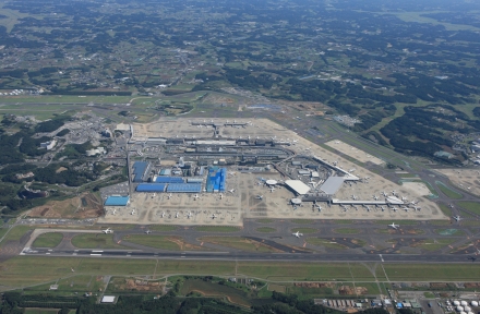 成田空港の航空写真