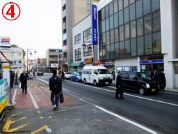 枠線の多い道路の様子