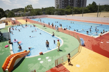 大谷津運動公園　プールの様子