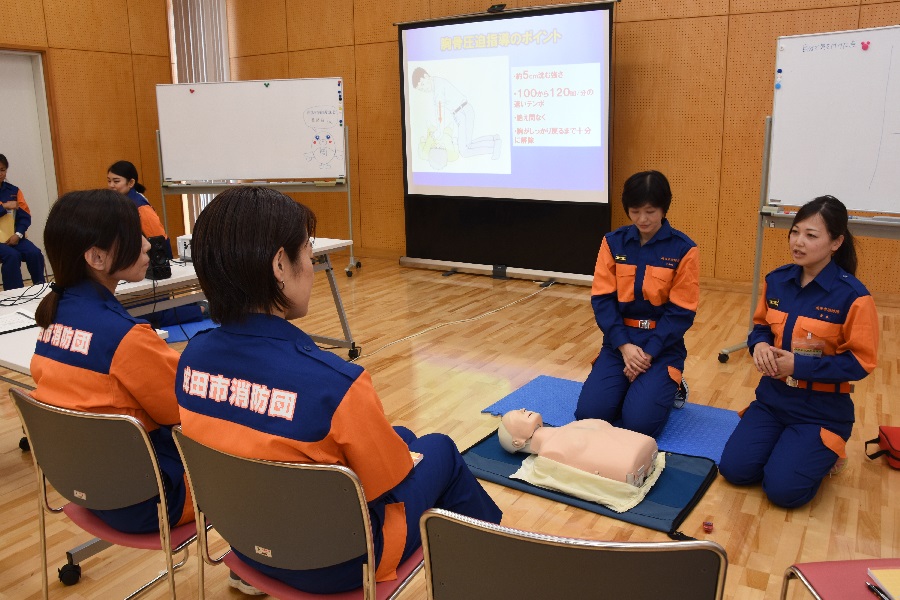 応急手当普及員講習会（女性消防団員）