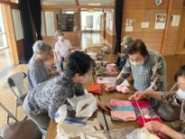 認知症マフ活動写真