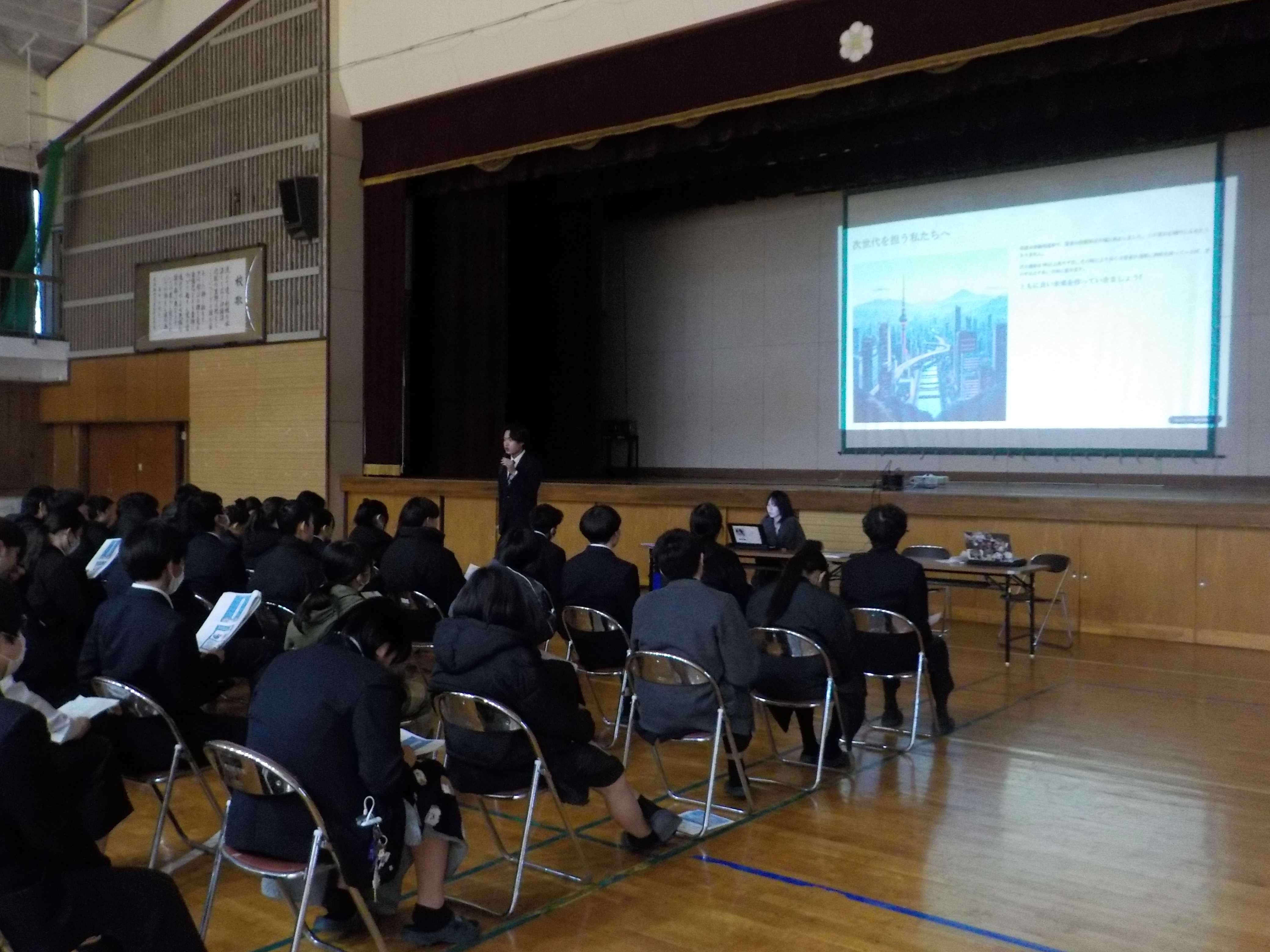 ナリコネの講演の様子