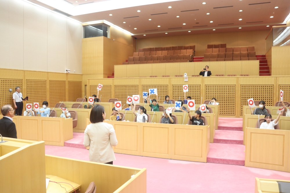 市議会○×クイズ