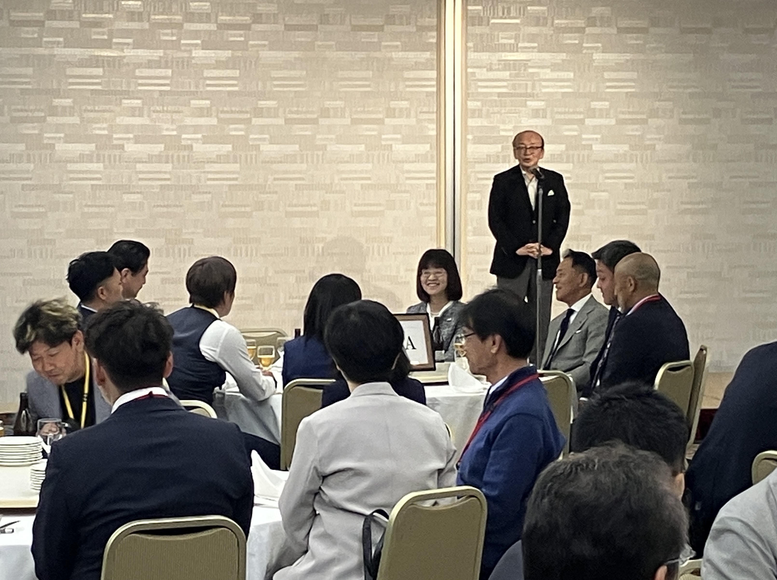 市長が挨拶する様子
