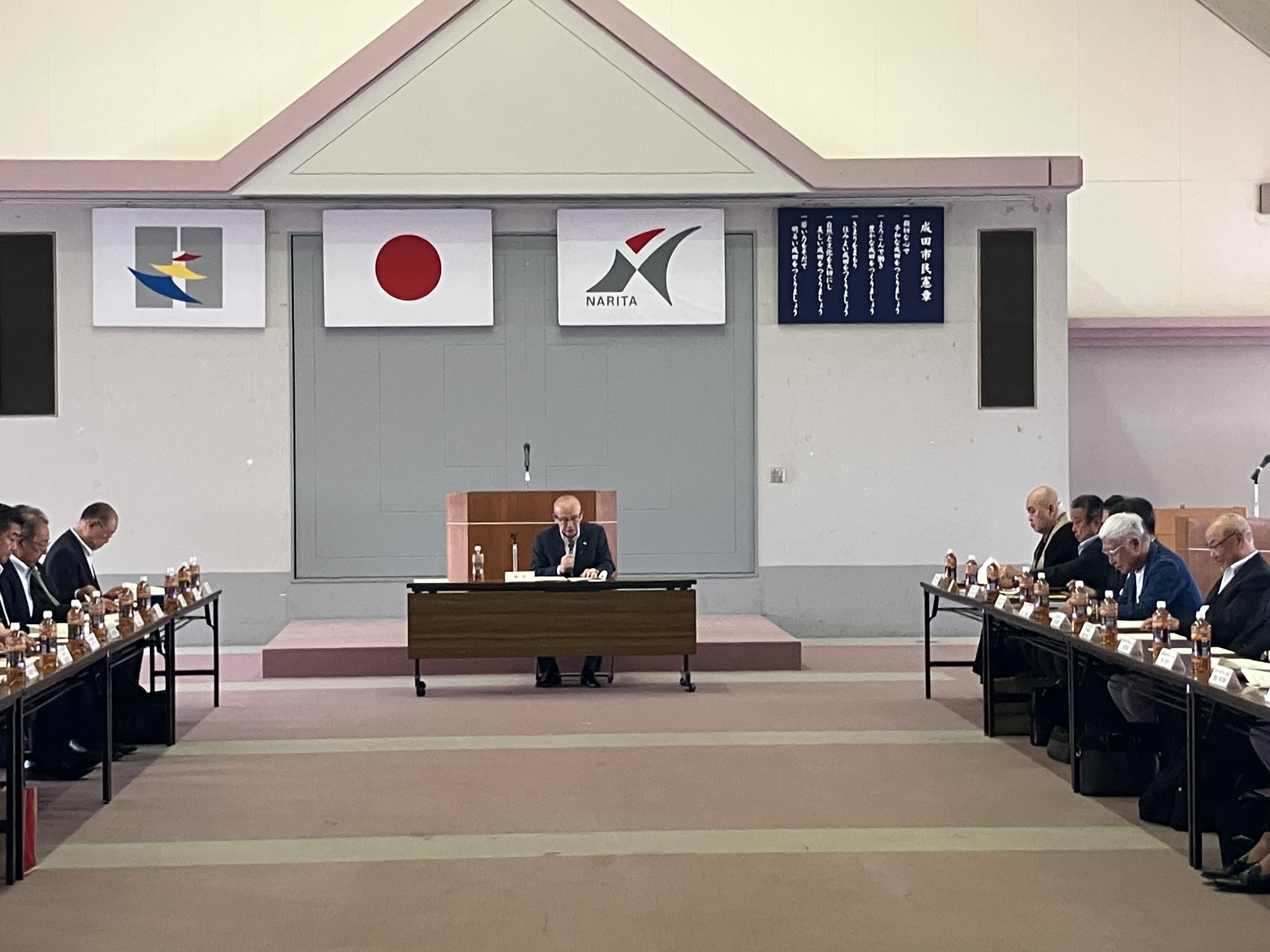 設立総会と実行委員会に出席する市長