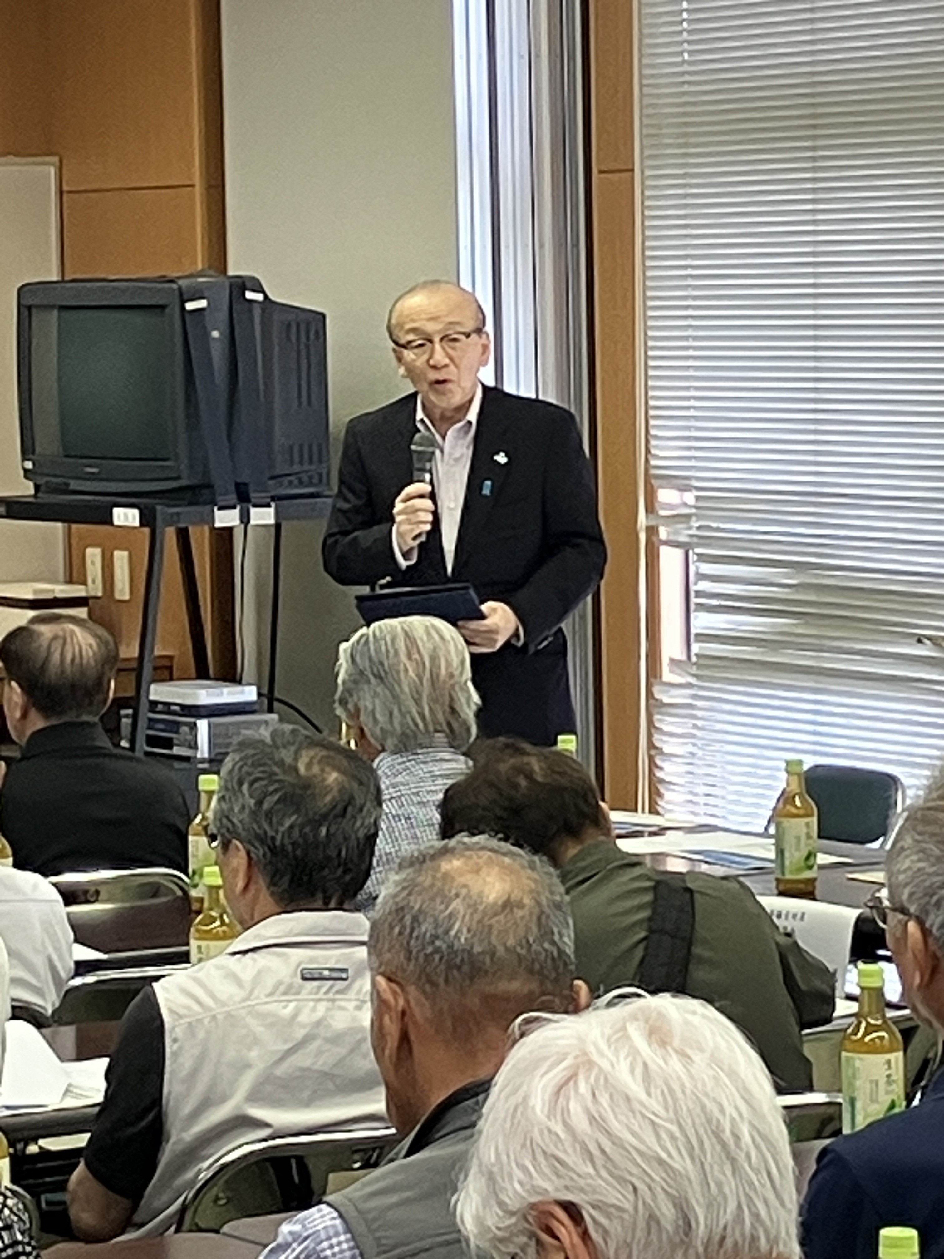 挨拶する市長の様子