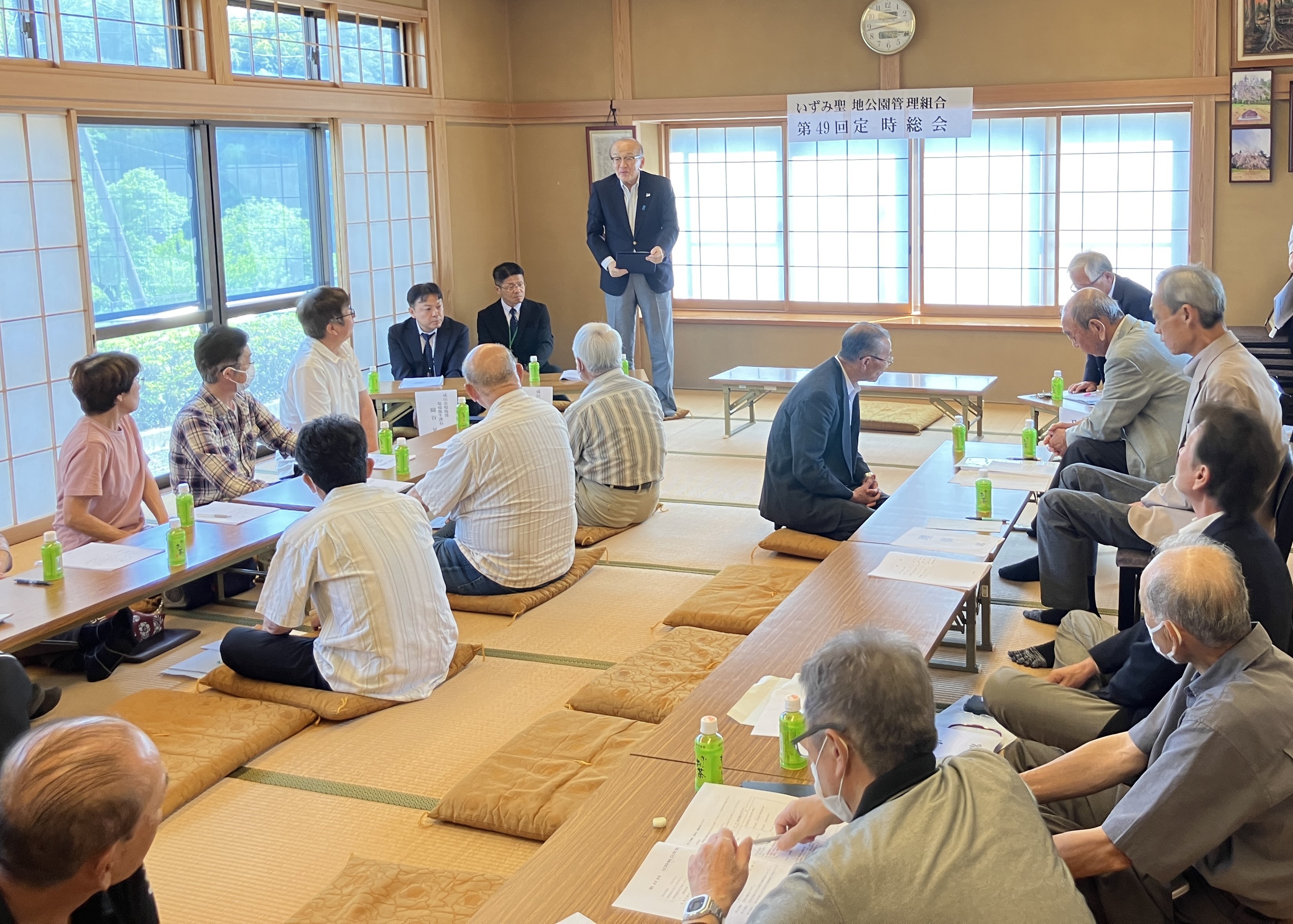 挨拶する市長の様子