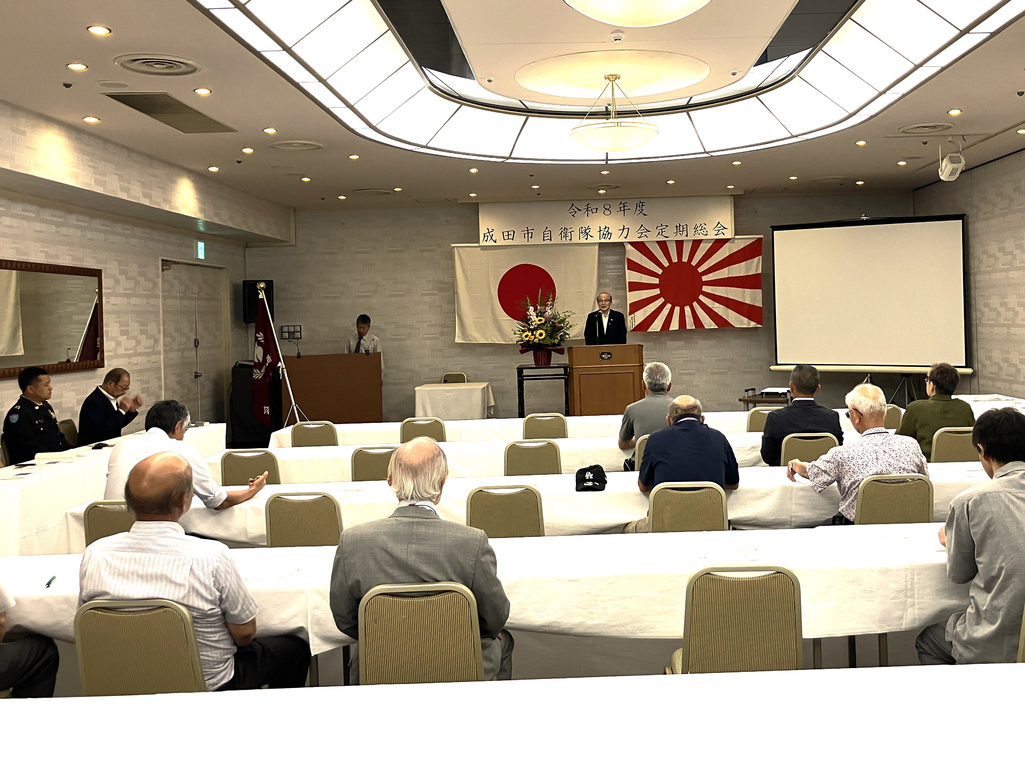 市長が挨拶する様子
