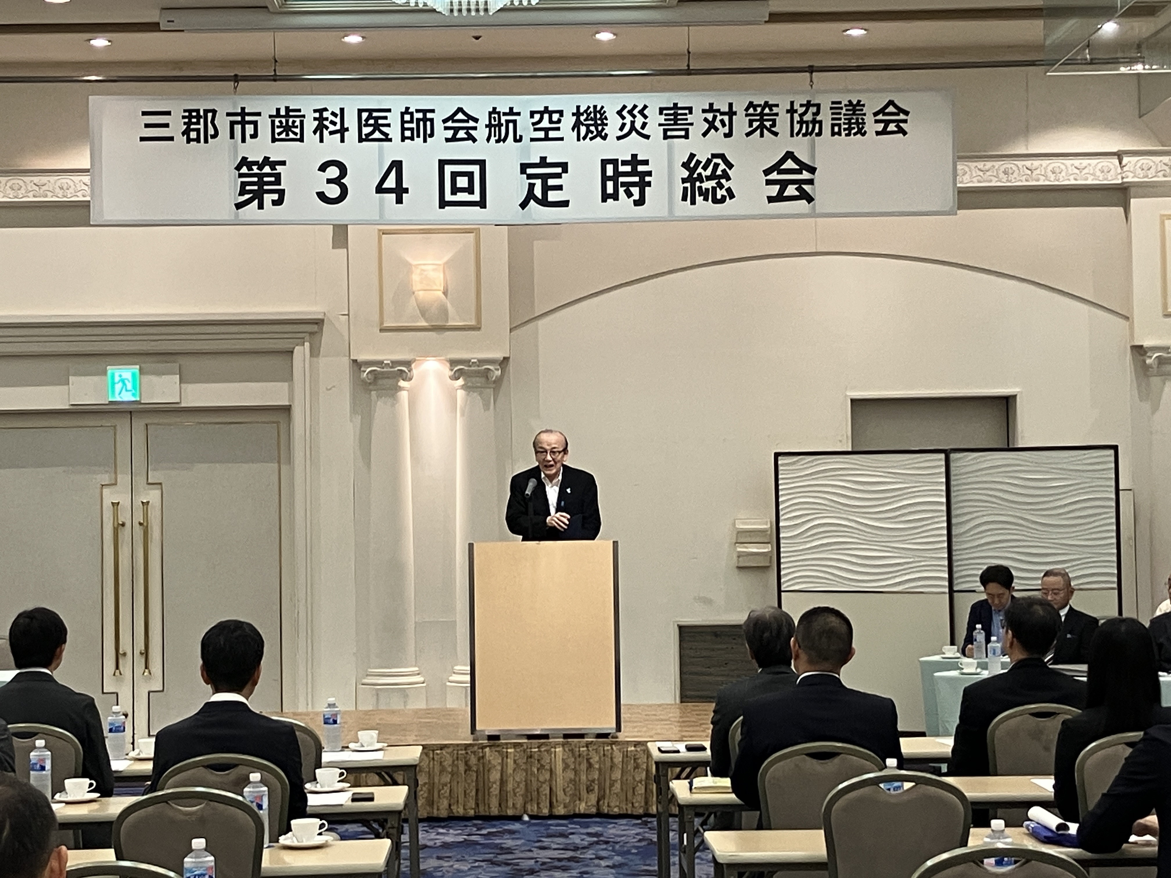 市長が挨拶する様子