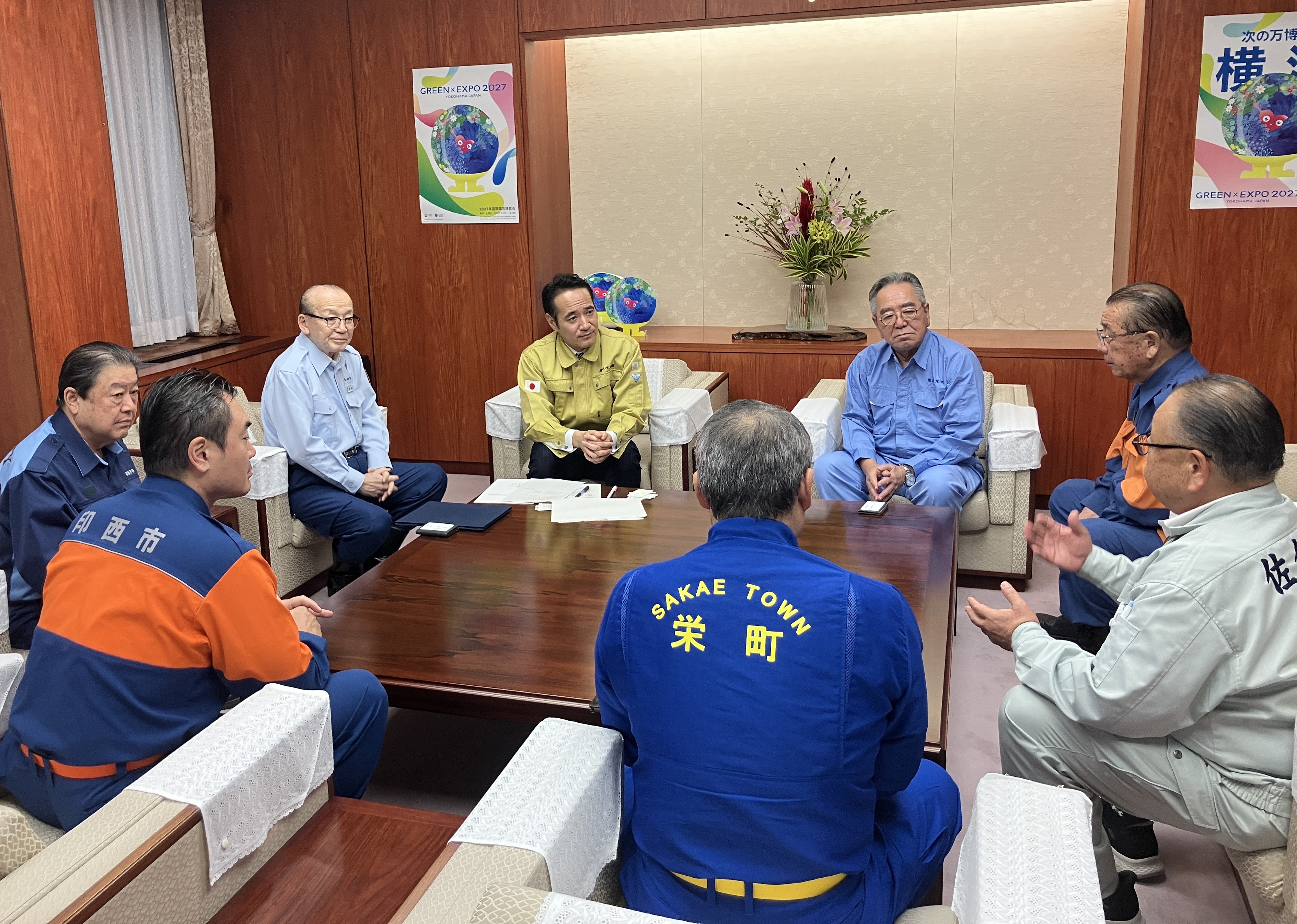 要望活動を行う市長の様子